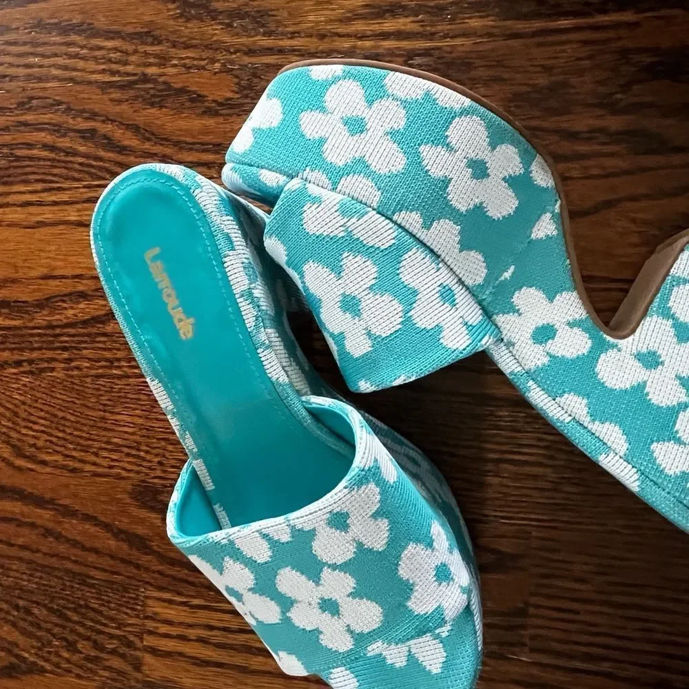 6.5 Larroude Women's Shoes LARROUDÉ Miso Platform Sandal, Acqua Floral Knit 🍬